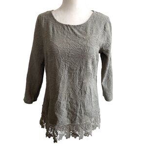Chico’s Embroidered Floral Top Crochet Hem 3/4 Sleeves Green Size 1 (M/8)